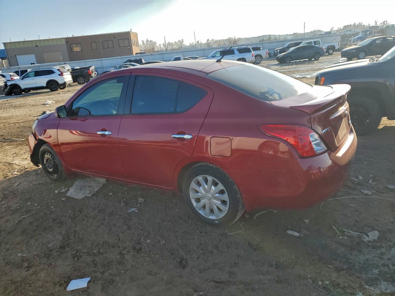 NISSAN VERSA S