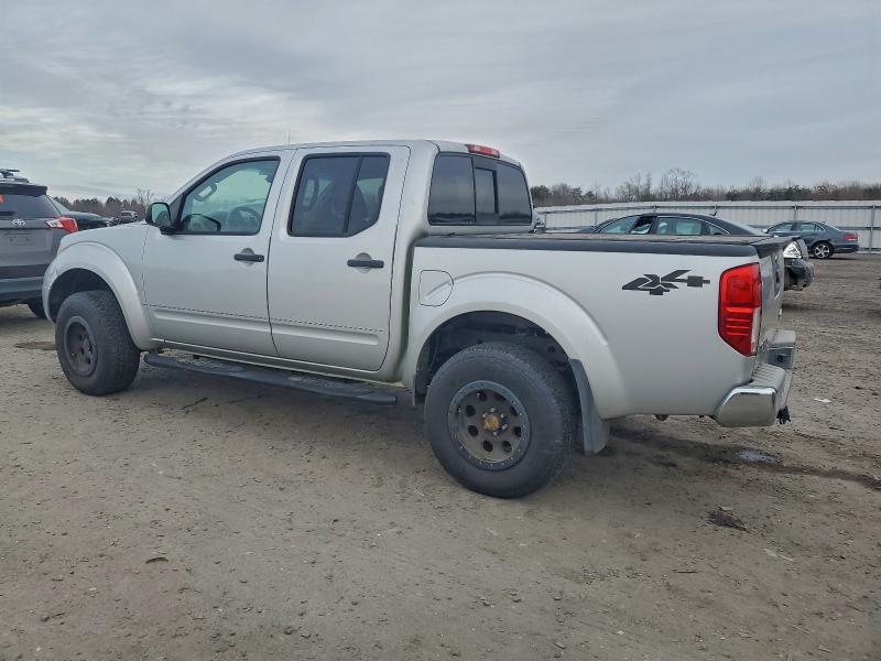 2015 NISSAN FRONTIER S #3304779968