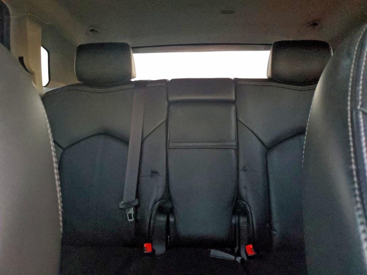 CADILLAC SRX PREMIUM COLLECTION