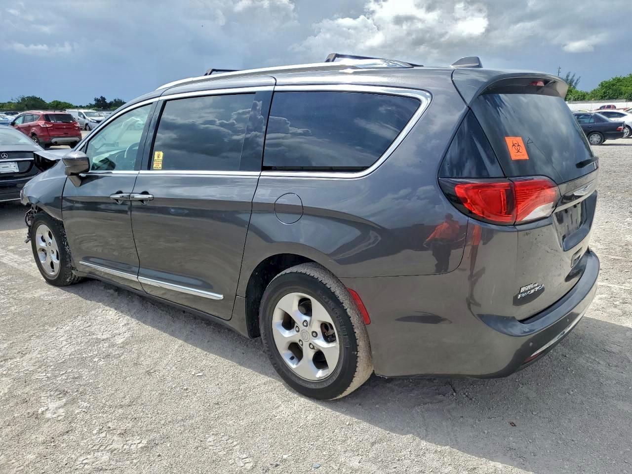 Lot #3316803398 2017 CHRYSLER PACIFICA T