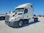 Lot #3305590120 2020 FREIGHTLINER CASCADIA 1