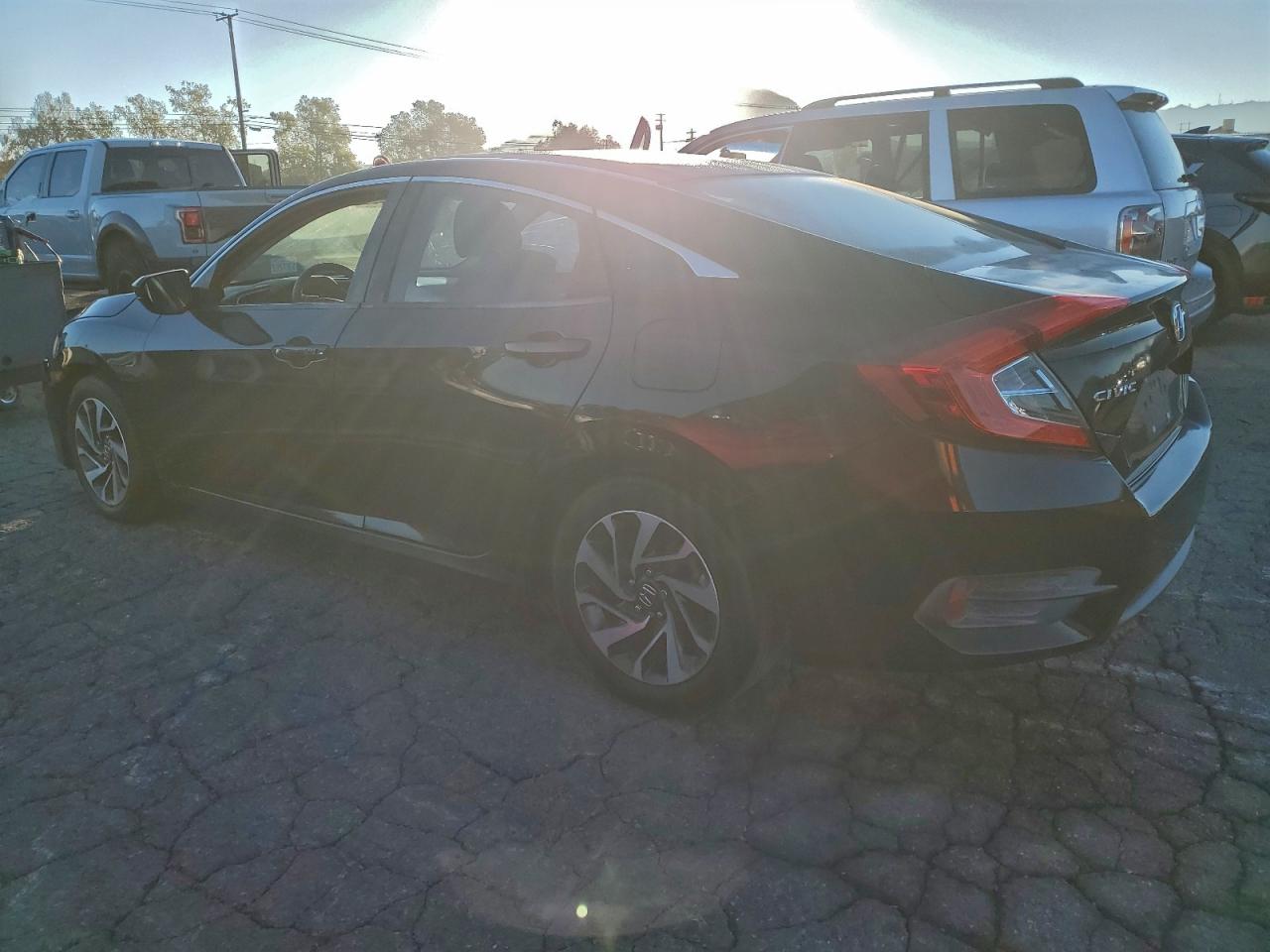 Lot #3312252860 2016 HONDA CIVIC EX