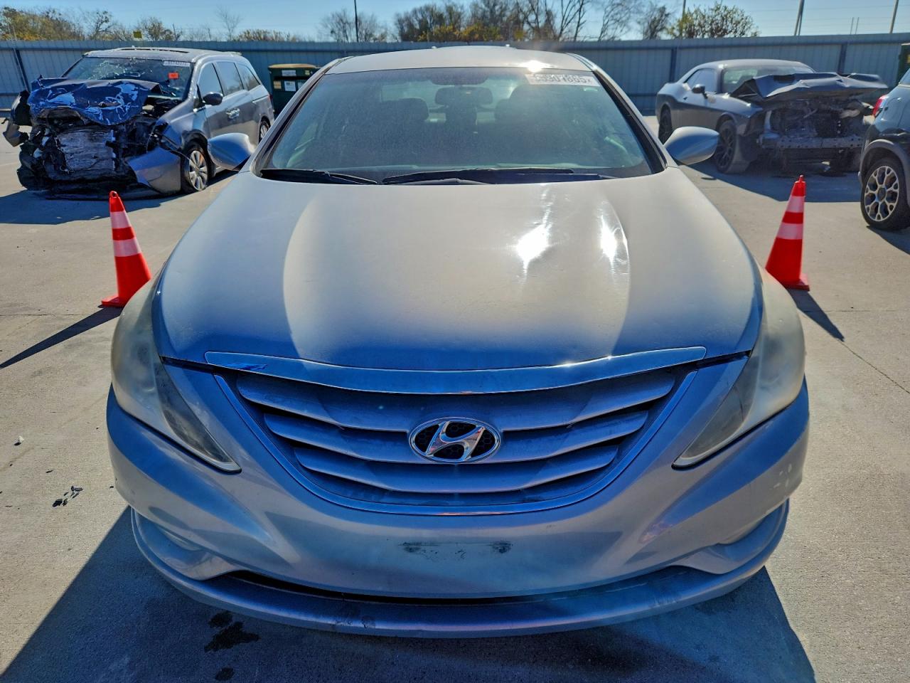 Lot #3315668778 2013 HYUNDAI SONATA GLS
