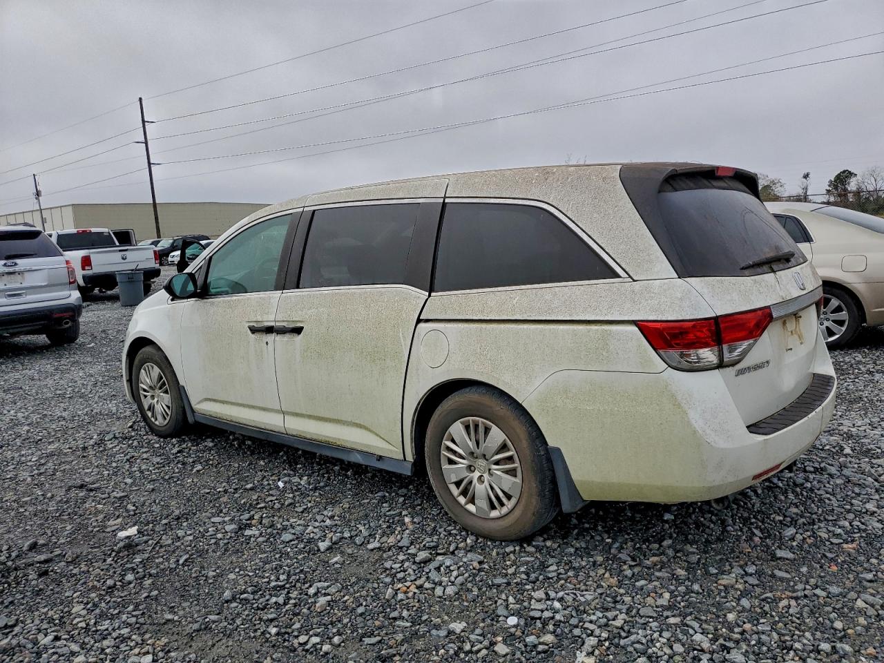 Lot #3302695089 2016 HONDA ODYSSEY LX