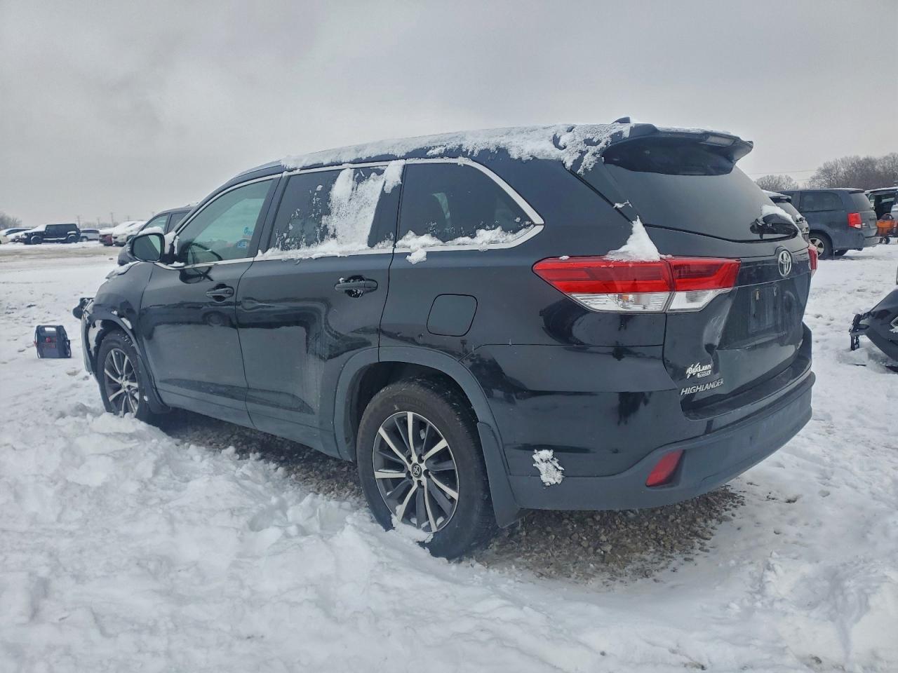 TOYOTA HIGHLANDER SE