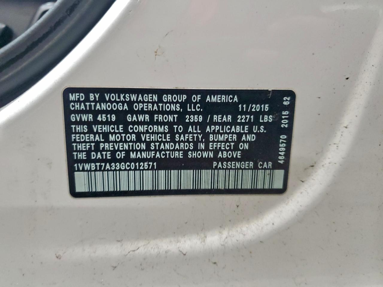 VOLKSWAGEN PASSAT SE