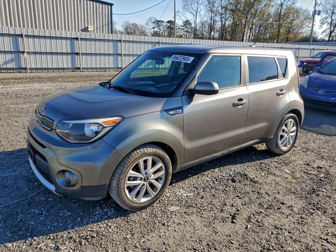 KIA SOUL +