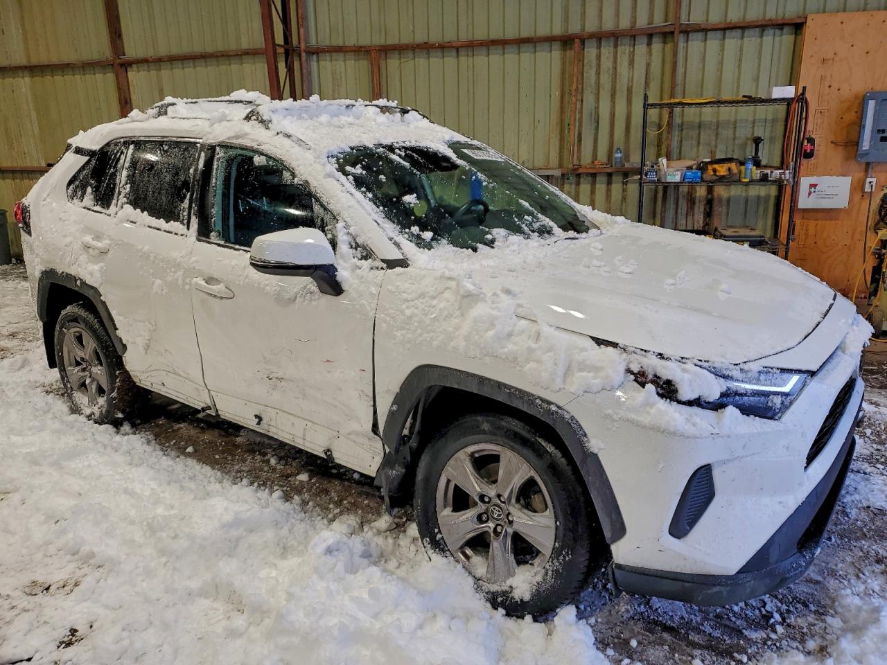 TOYOTA RAV4 XLE