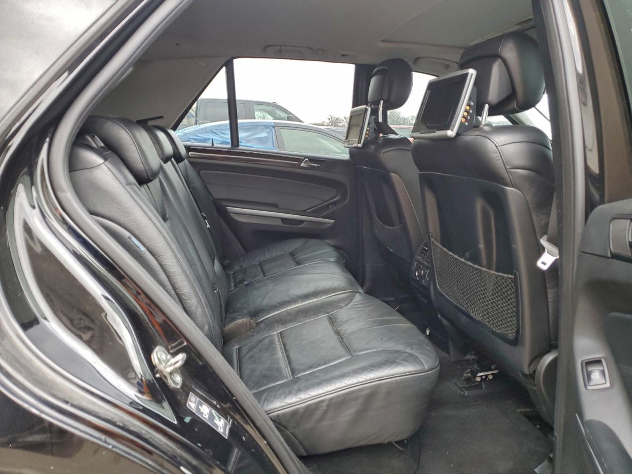 MERCEDES-BENZ M-CLASS 550 4MATIC