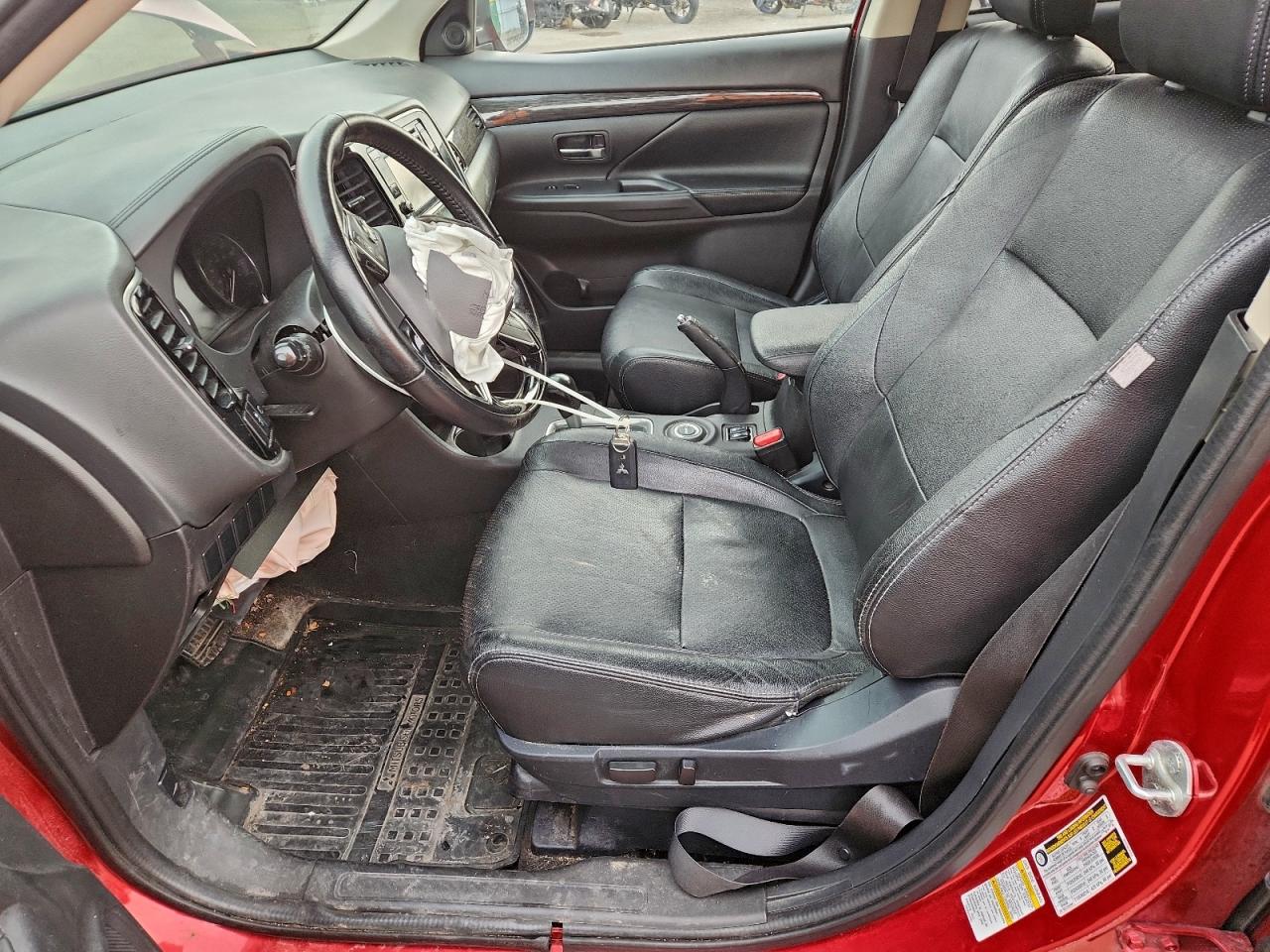 MITSUBISHI OUTLANDER ES