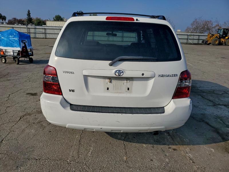 2004 TOYOTA HIGHLANDER #3304812643