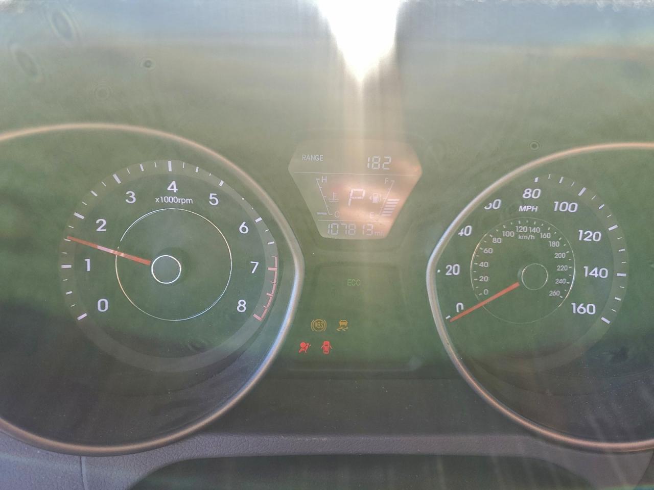 Lot #3316067245 2015 HYUNDAI ELANTRA SE