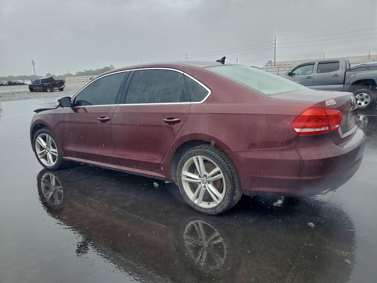 Lot #3302735064 2014 VOLKSWAGEN PASSAT