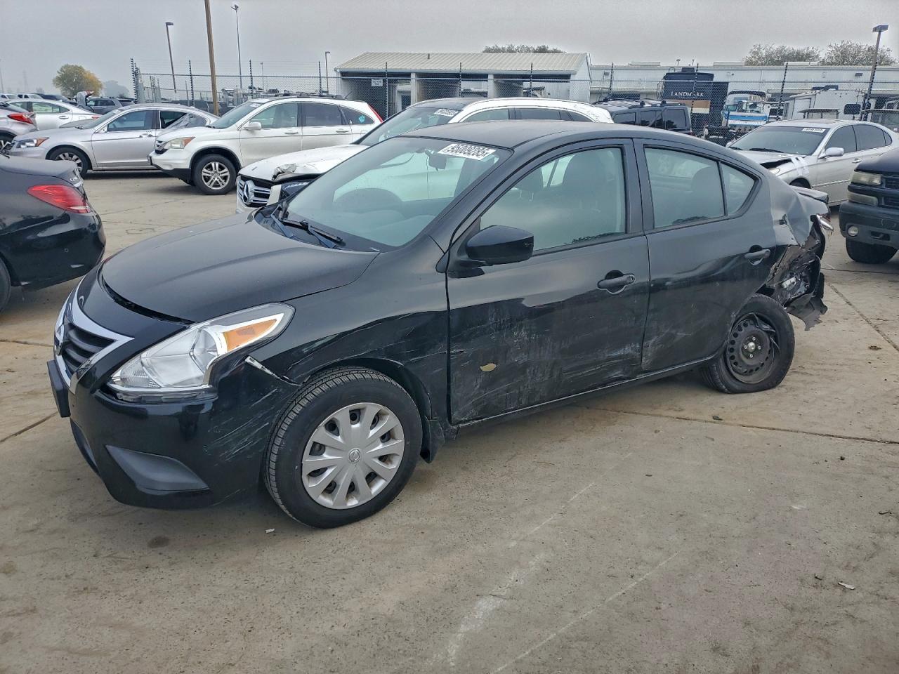 NISSAN VERSA S