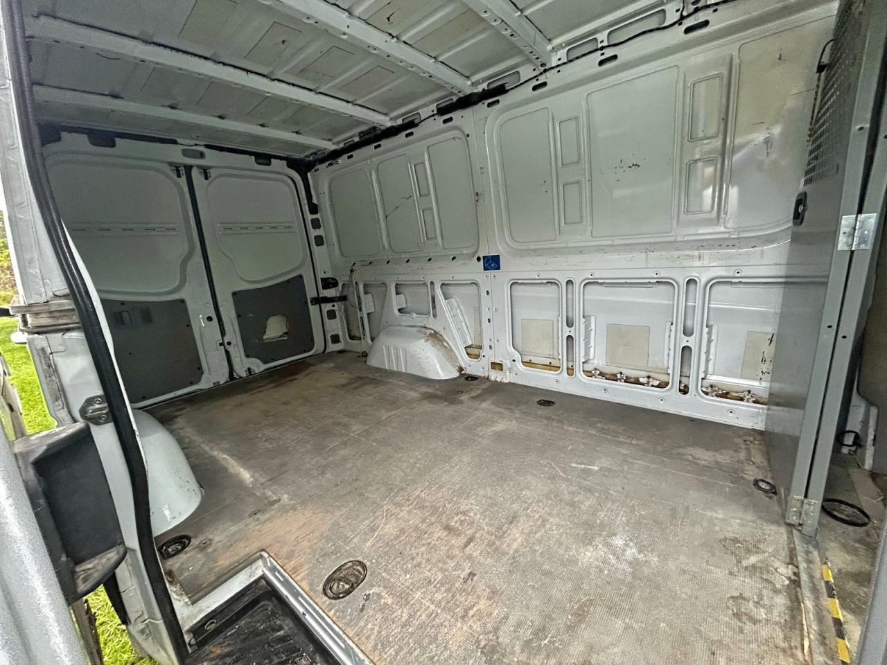 MERCEDES-BENZ SPRINTER 2500