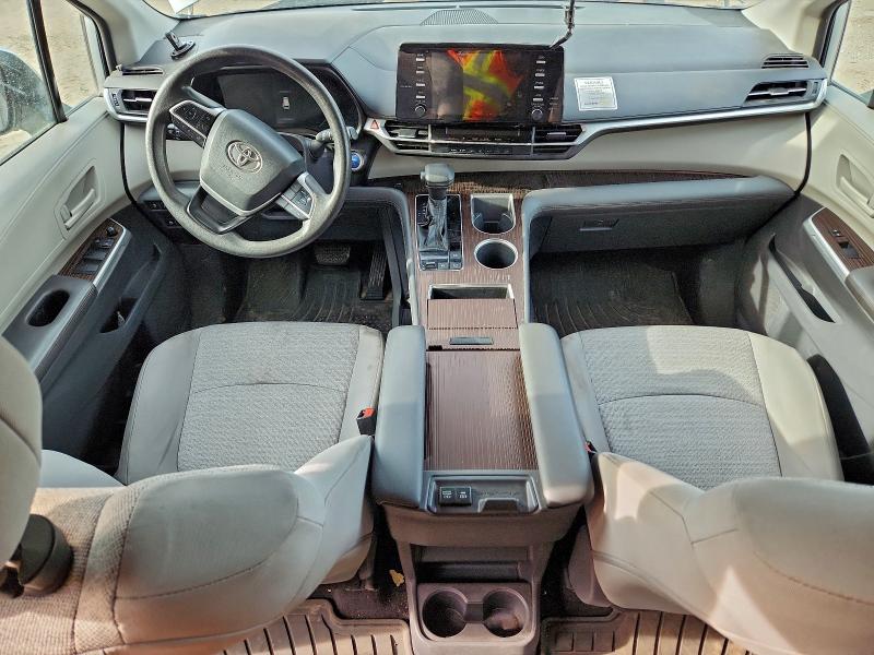 2021 TOYOTA SIENNA LE #3318944954