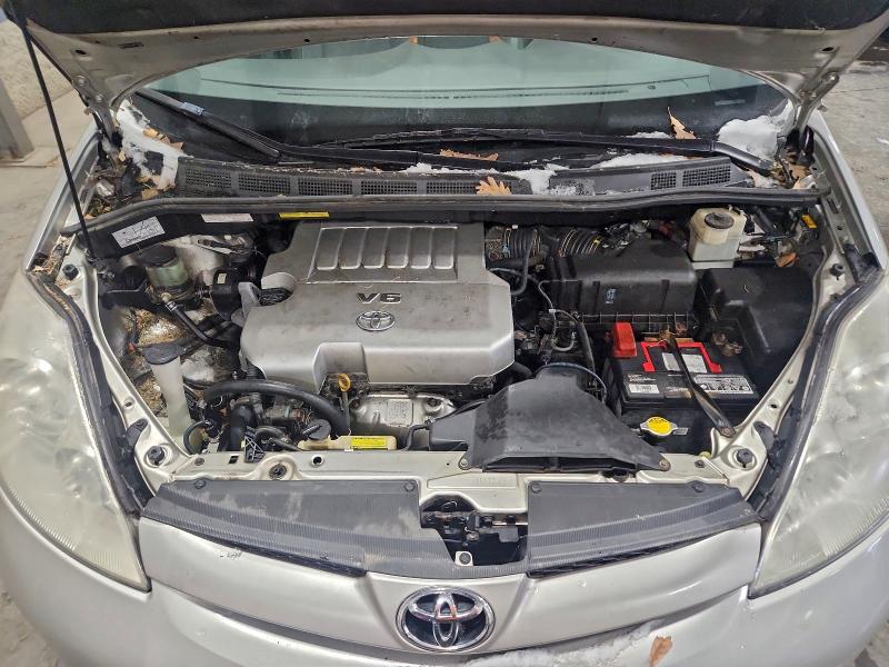 2008 TOYOTA SIENNA XLE #3302839936