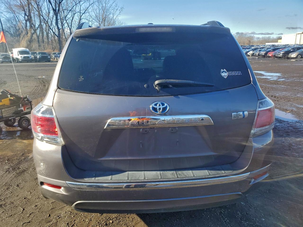 TOYOTA HIGHLANDER HYBRID