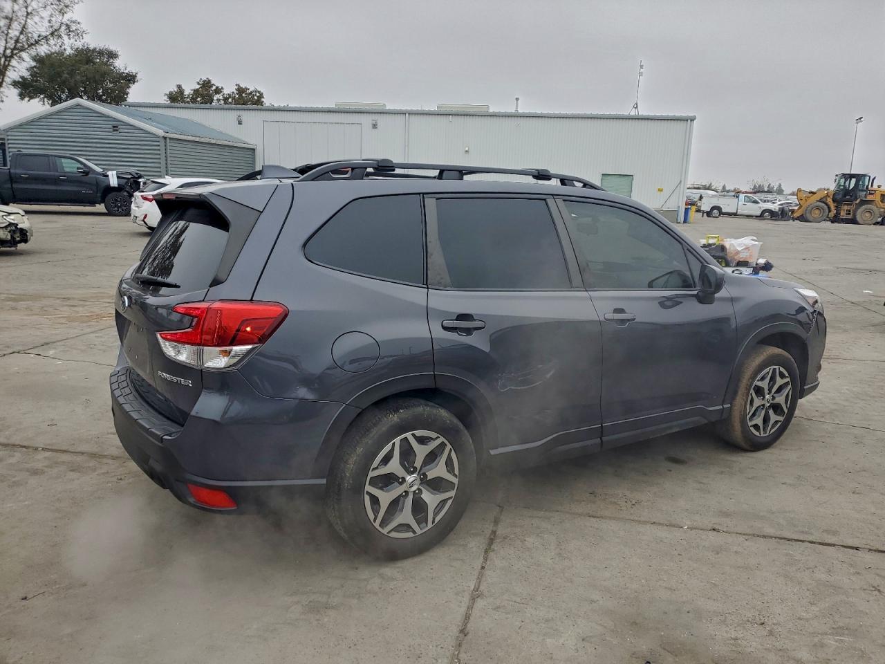 SUBARU FORESTER PREMIUM