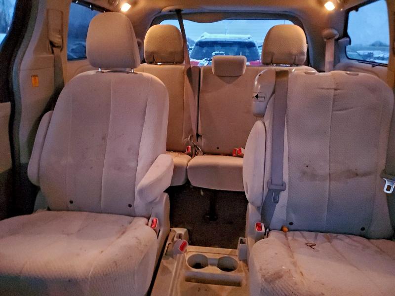 2011 TOYOTA SIENNA LE #3304523532