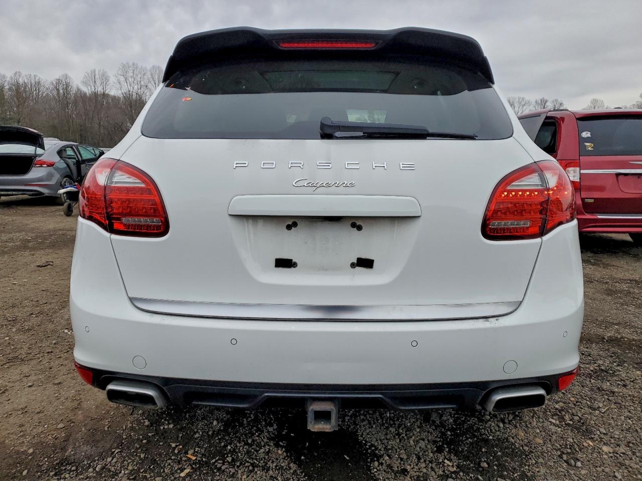 PORSCHE CAYENNE