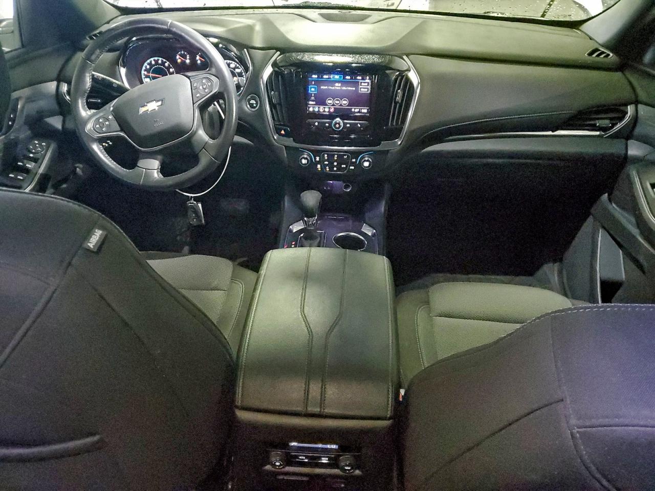 CHEVROLET TRAVERSE LT