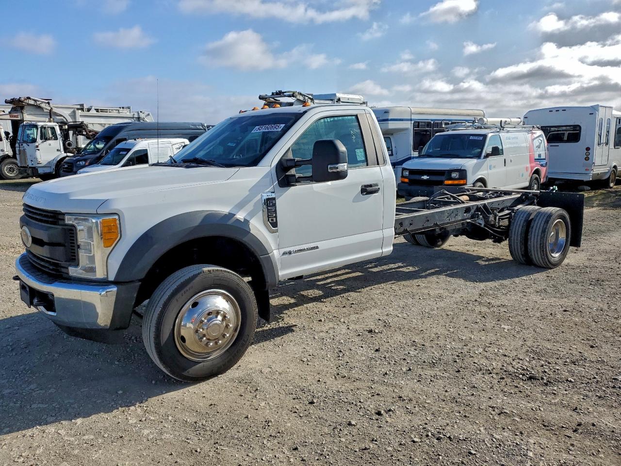 FORD F-550 SUPER DUTY