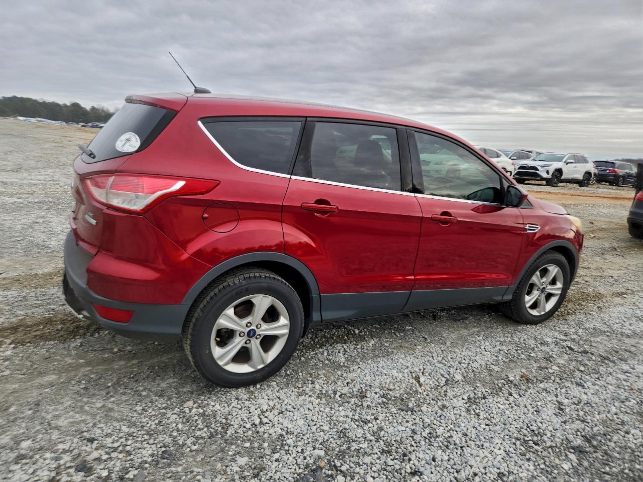 FORD ESCAPE SE