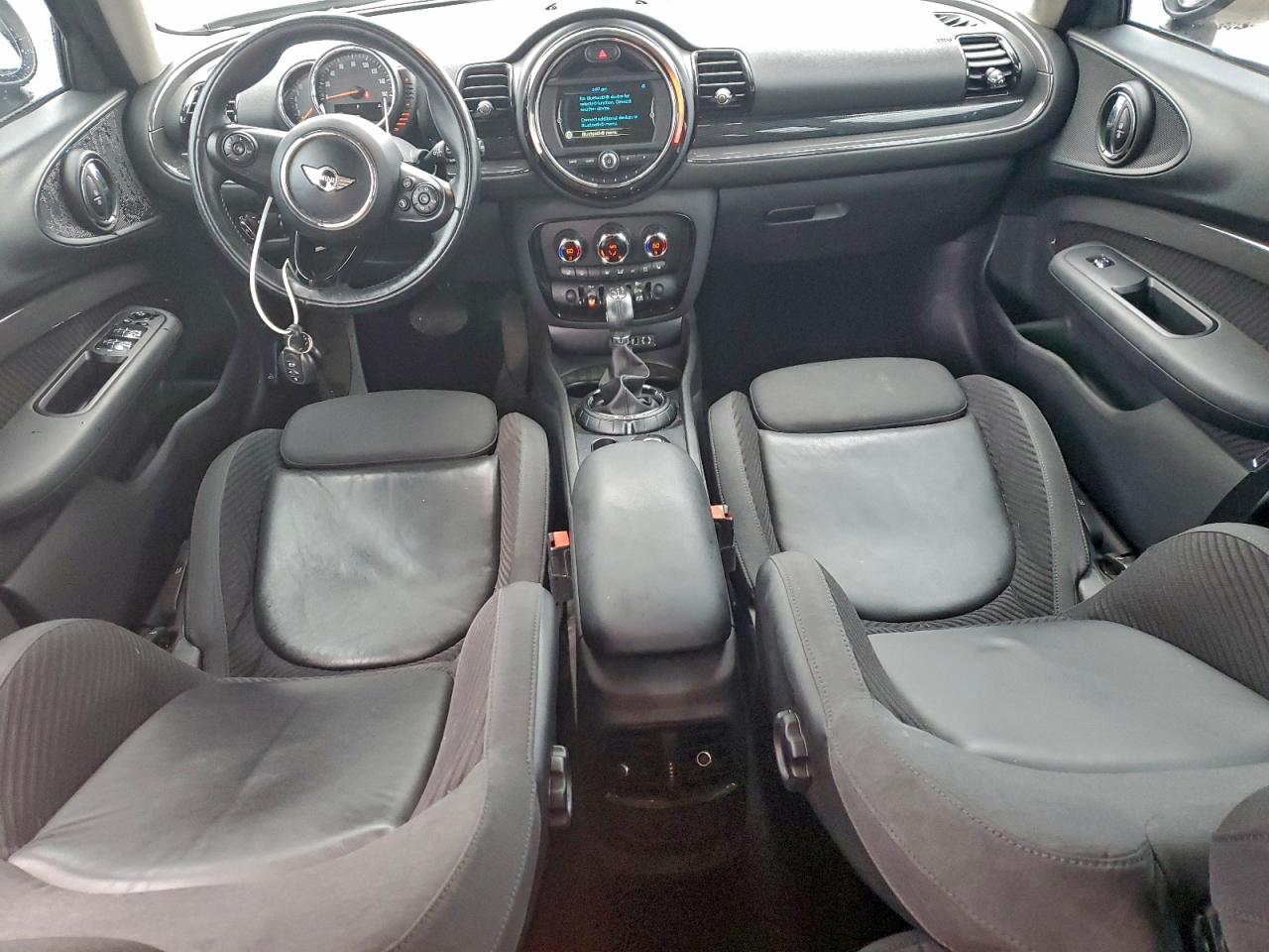 MINI COOPER S CLUBMAN