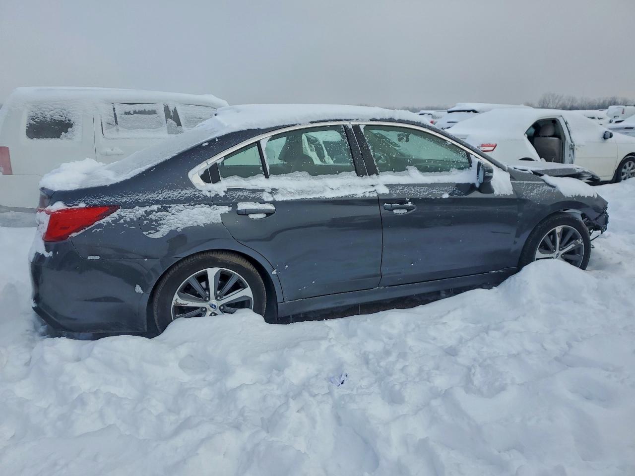 SUBARU LEGACY 3.6R LIMITED