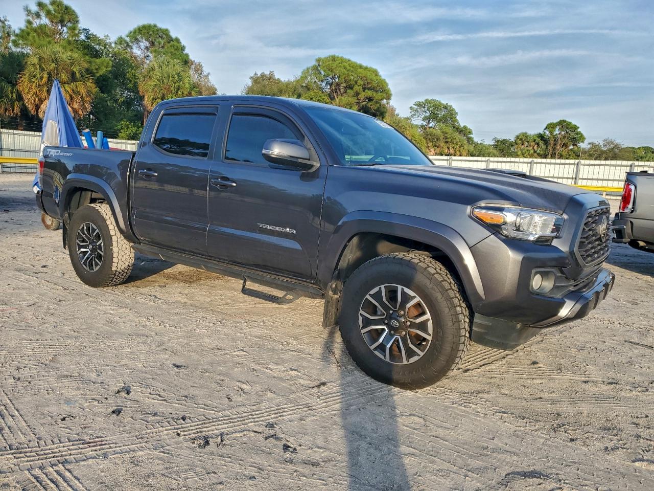TOYOTA TACOMA DOUBLE CAB