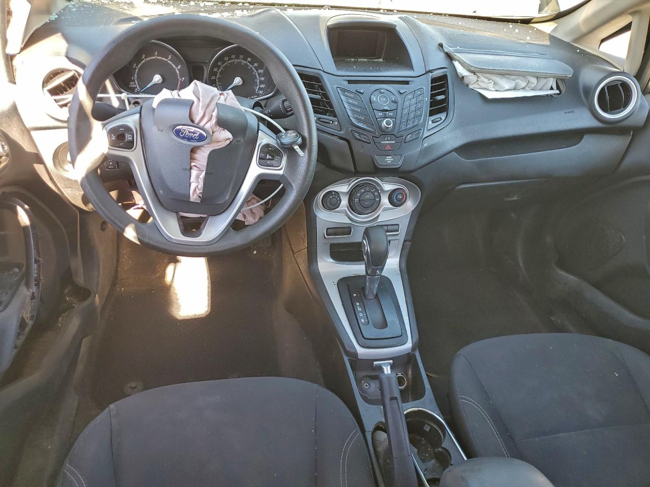 Lot #3317917905 2018 FORD FIESTA SE