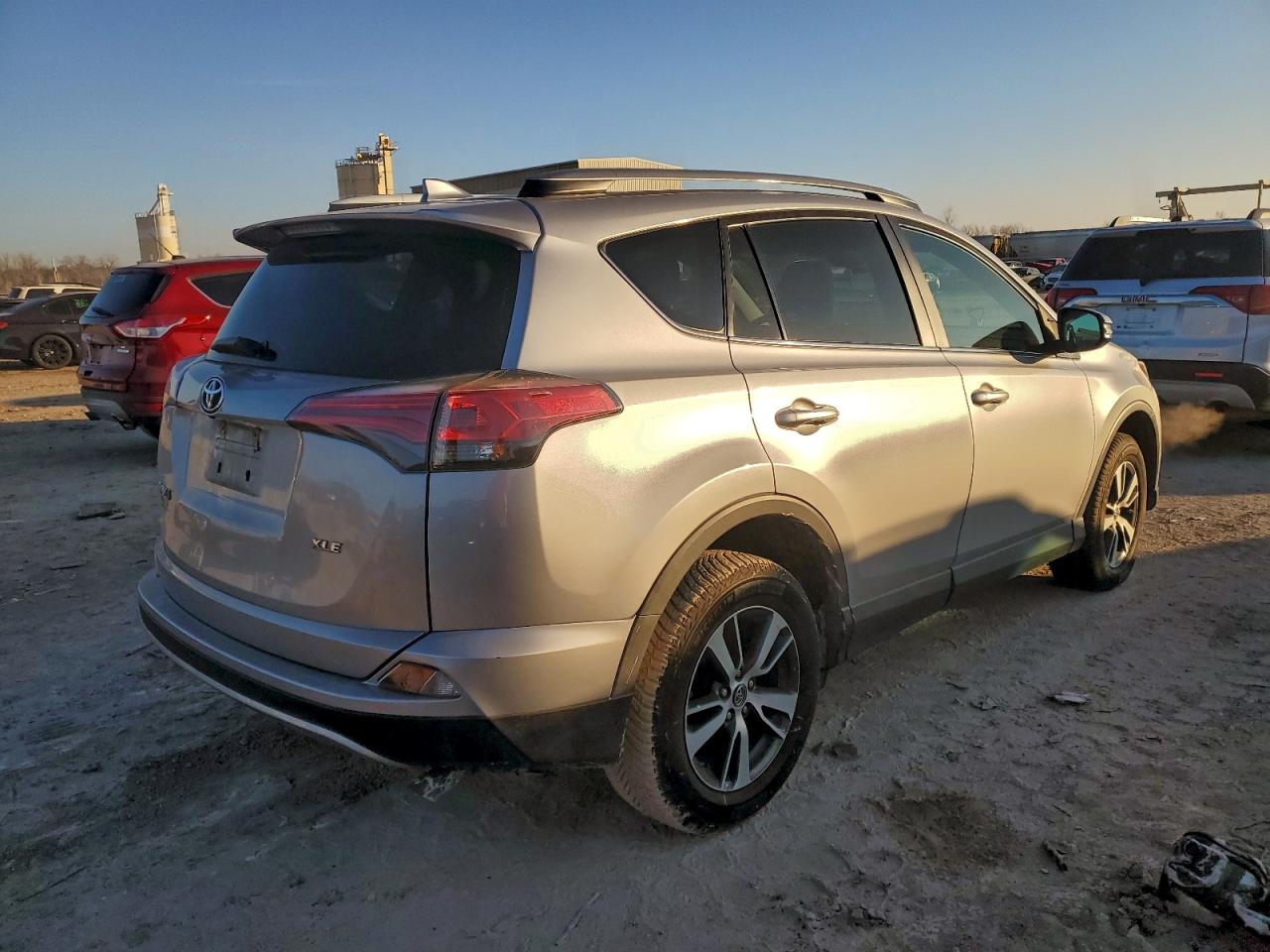 TOYOTA RAV4 XLE