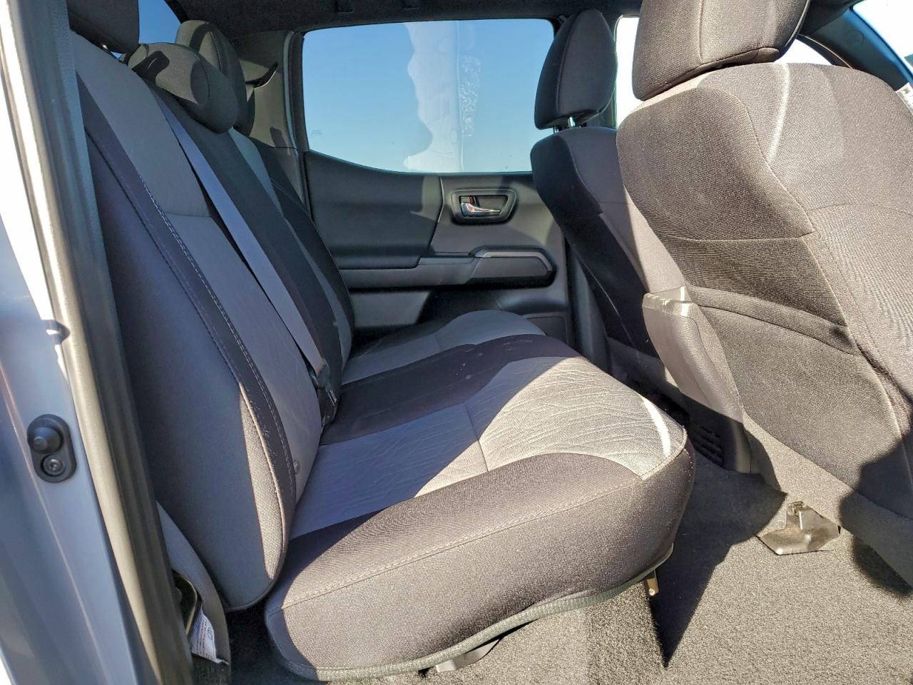 TOYOTA TACOMA DOUBLE CAB