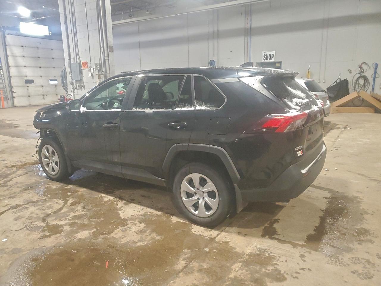 TOYOTA RAV4 LE