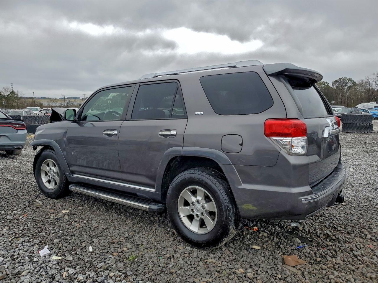 TOYOTA 4RUNNER SR5