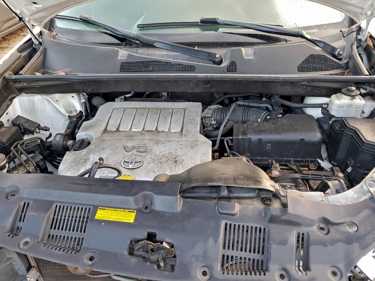 TOYOTA HIGHLANDER LIMITED