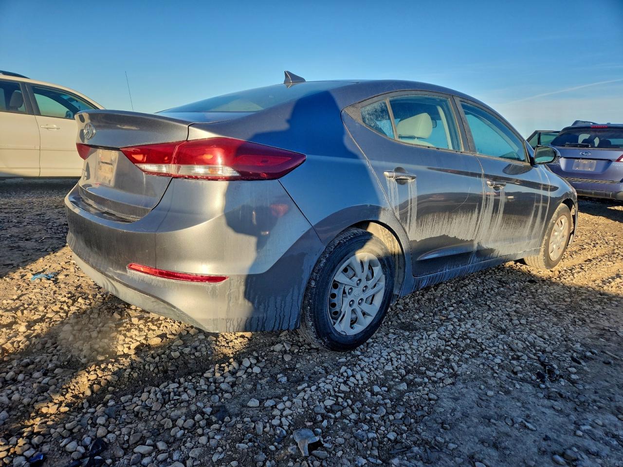 Lot #3311740729 2017 HYUNDAI ELANTRA SE