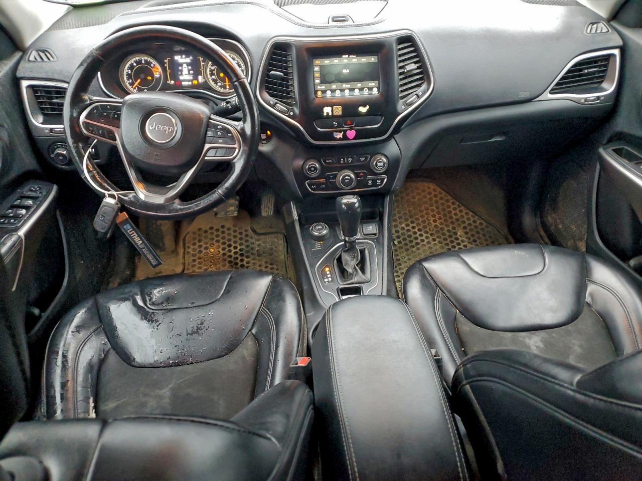 JEEP GRAND CHEROKEE LATITUDE PLUS