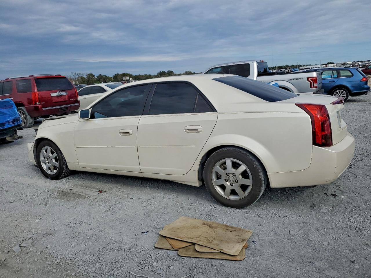 Lot #3302799997 2005 CADILLAC CTS HI FEA