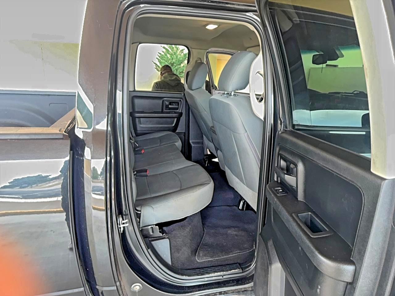 Lot #3317763075 2019 RAM 1500 CLASS