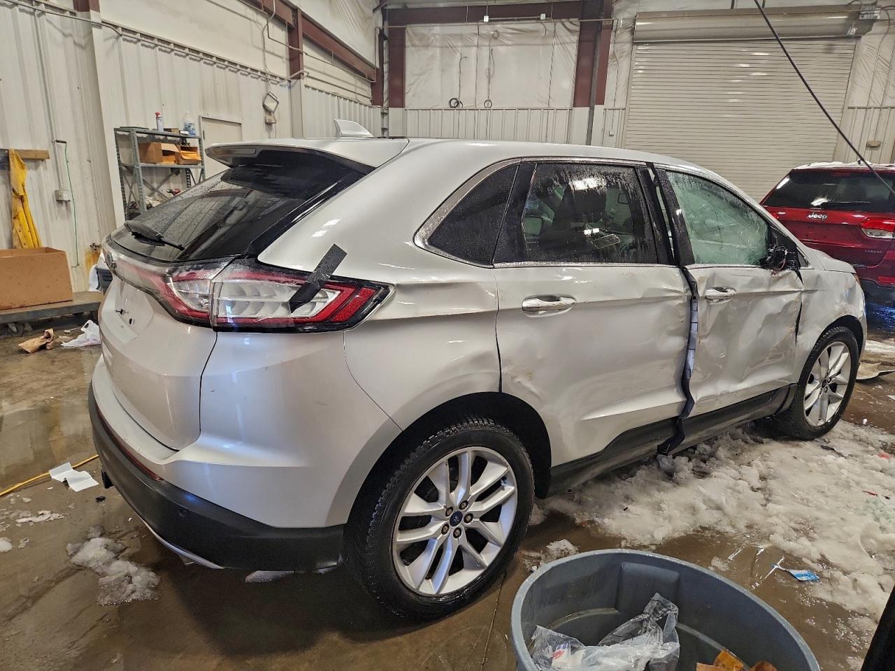 FORD EDGE TITANIUM