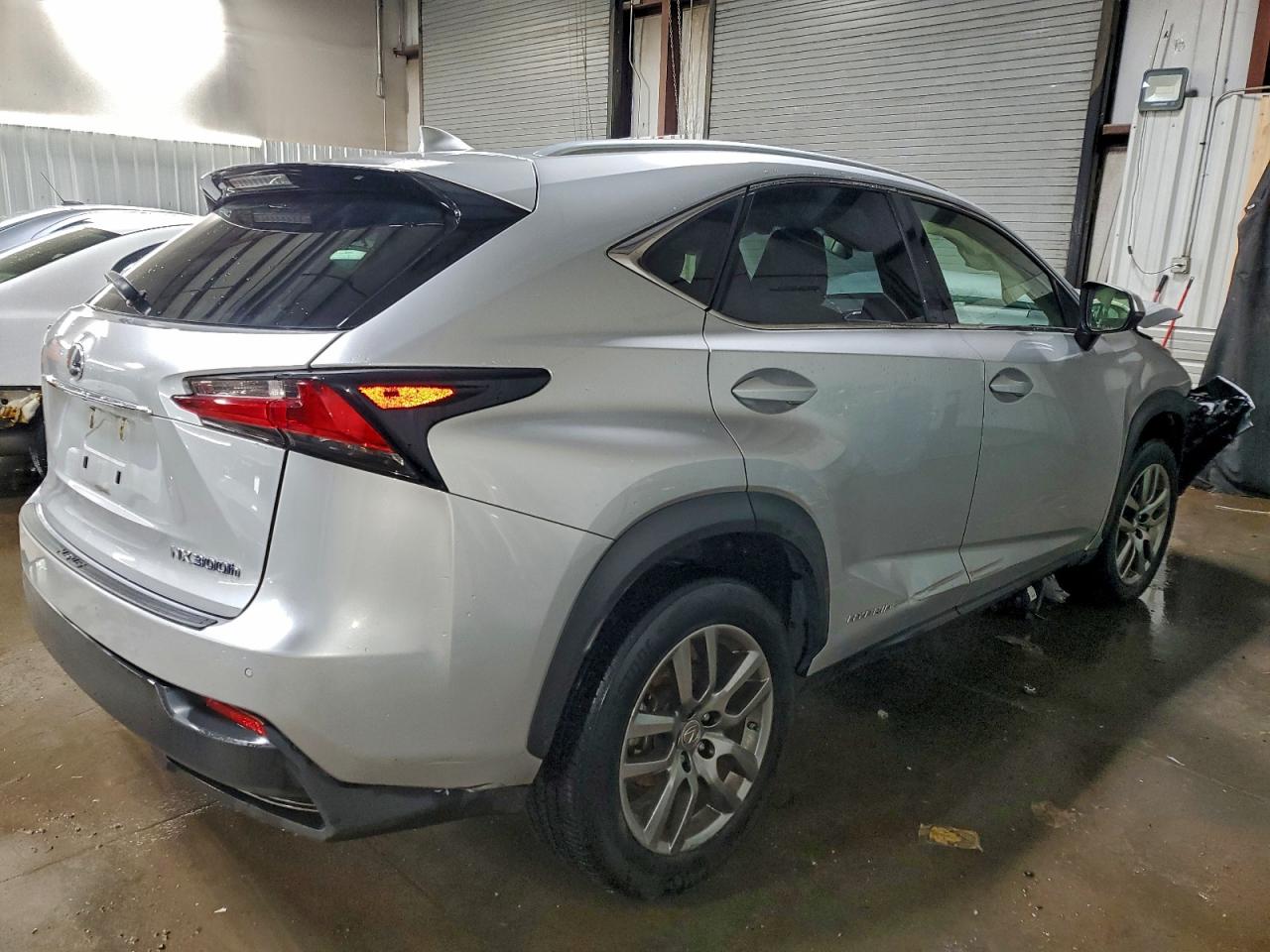 LEXUS NX 300H