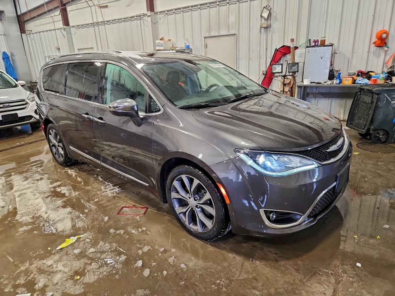 CHRYSLER PACIFICA LIMITED