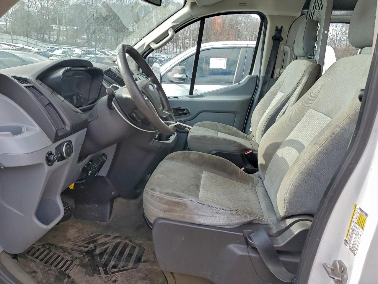 Lot #3318871919 2016 FORD TRANSIT T-250