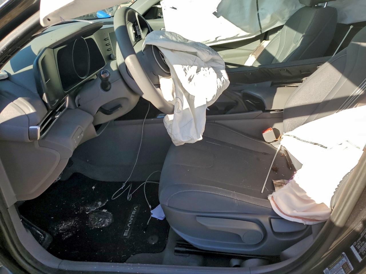 Lot #3311609244 2023 HYUNDAI ELANTRA SE