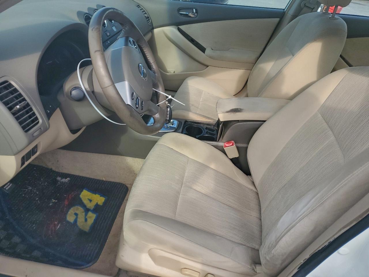NISSAN ALTIMA BASE