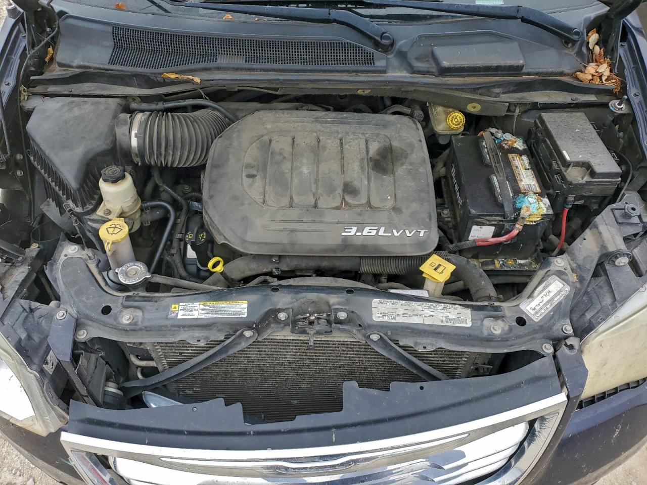 CHRYSLER TOWN & COUNTRY LIMITED