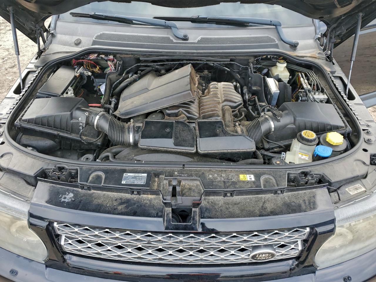 LAND ROVER RANGE ROVER HSE LUXURY