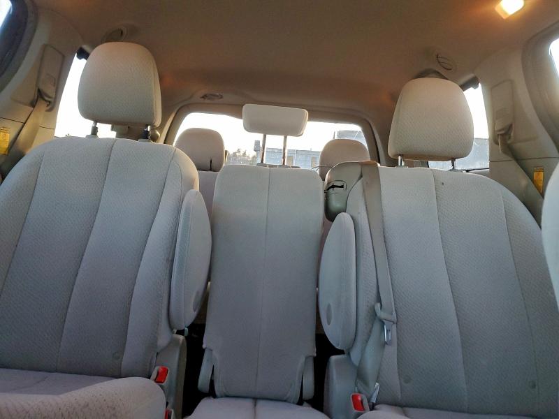 2014 TOYOTA SIENNA LE #3304622446